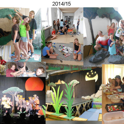 Bild vergrößern: Auf dem Bild sind Projekte des Bühnenbild-Workshops im Schuljahr 2014/15 zu sehen.
