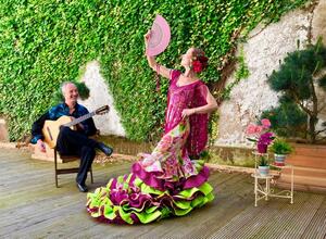 Bild vergrößern: »Agua y Vino« präsentiert leidenschaftlichen Flamenco und südamerikanische Legenden