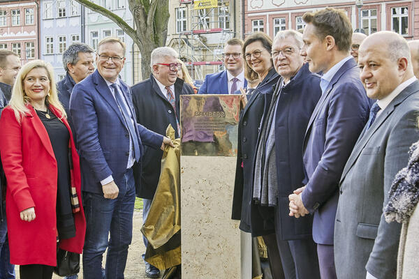 »Orte der Demokratie«: Landtagspräsidentin hebt Bambergs historische Bedeutung hervor 